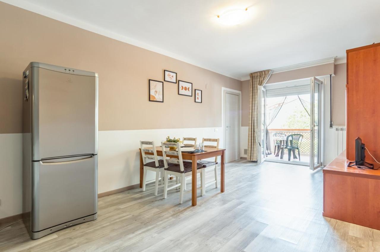 Domus Lucis Apartment Terrace & Private Parking Marinella di Sarzana Exterior photo